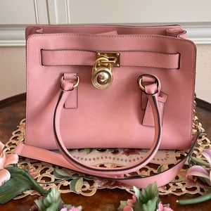 Beautiful Michael Kors pink leather purse